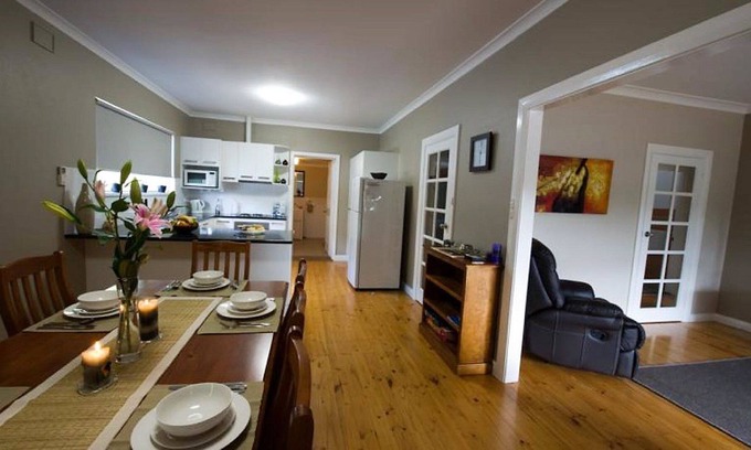 Port Lincoln Casa | FREE WIFI | PRIVATE GARDEN | SEAFOOD CAPITAL | LOCATION | ROMANTIC