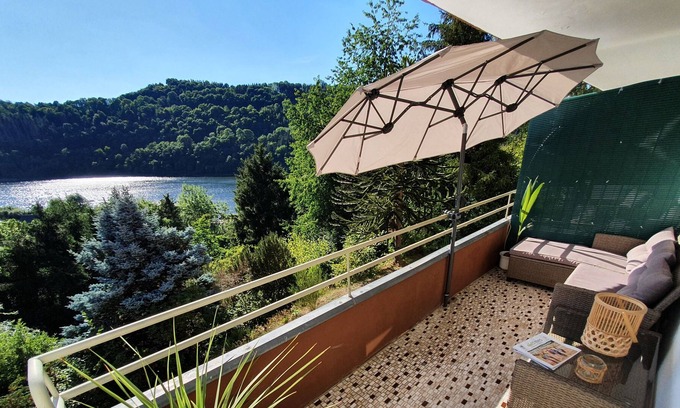 Einruhr Condominio | Freedom of the Way II - Waking up in nature