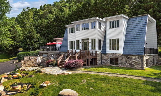 Asheville Casa | Amplia francés River Lodge - Marco Riverfront Con servicios de alta calidad
