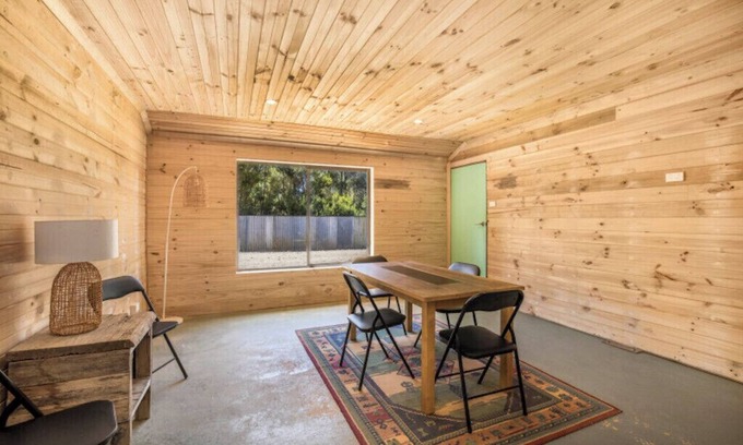 French Island Apartamento | French Island General Store