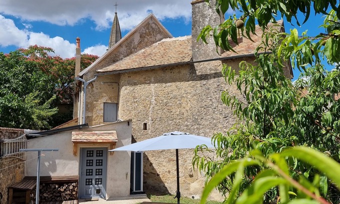 Fye Casa | French village house,less than one hour from the Le Mans 24 hour circuit