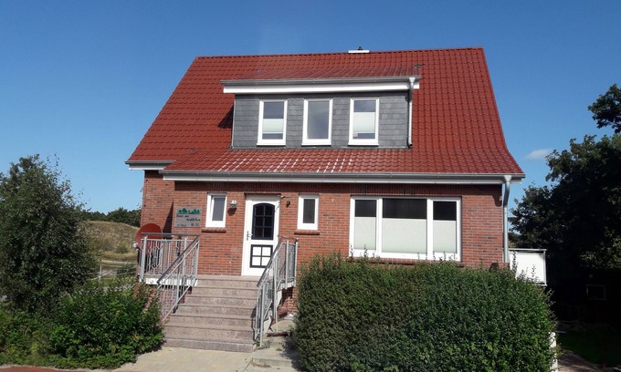 Baltrum Apartamento | Freshly renovated, lovingly furnished and very close to nature