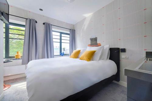 Centrum Apartamento | Freshly Renovated Stay W Kitchen And Bathroom