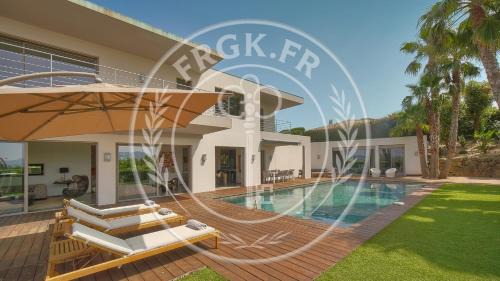 La Croix des Gardes Villa | FRGK Luxury Villa Cannes Croix des Gardes