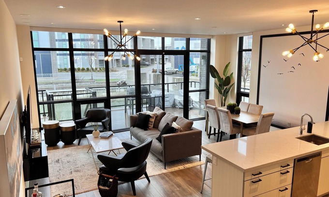 Innisfil Casa | Friday Harbour Luxury Resort, come enjoy luxury living at the harbour.