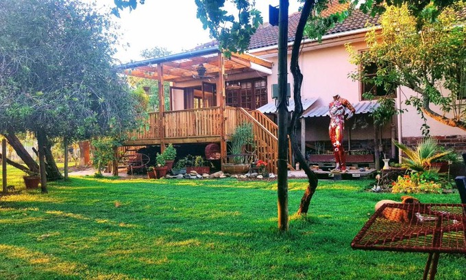 Trawal Casa | Frieden-Hof Guest Accommodation