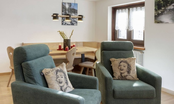 Paquier Apartamento | Friendly Apartment walking distance village center and ski bus gondola .