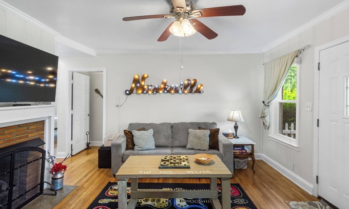Nashville Casa | Bungalow a 5 minutos del aeropuerto y a 10 minutos del centro de Nashville