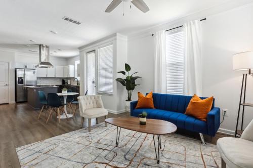 Frisco Apartamento | Frisco Business Class, Modern Executive Suite