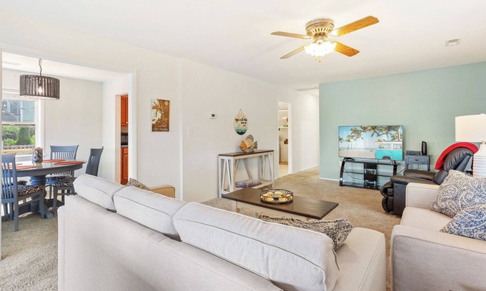 Frisco Casa | Frisco Waterfront Retreat | Quiet & Relaxing