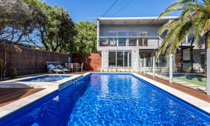 Blairgowrie Casa | Front Beach House