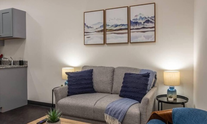 Cultural District Apartamento | Frontdesk | Bright 1 BR Apt in Cultural District