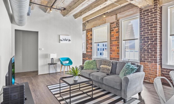 Downtown Houston Apartamento | Frontdesk I The Rice Apts Downtown Houston