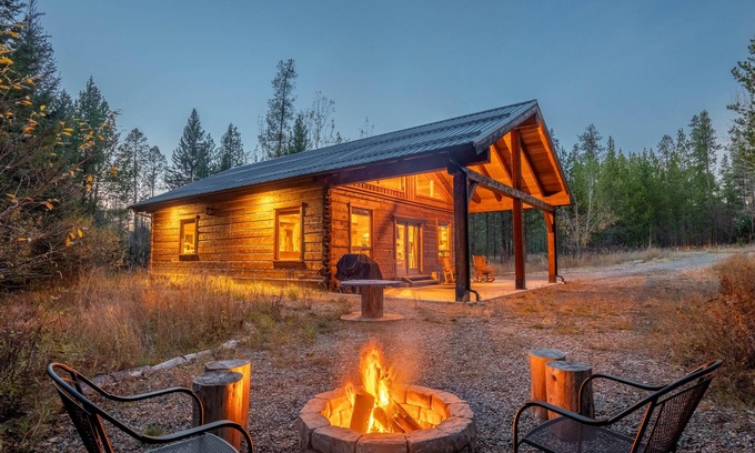 Coram Cabina | Frontier Cabin, 7 min to Glacier, Fire Pit