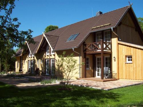 Burg-Dorf Apartamento | Froschkönig - Ferienhaus und Ferienwohnungen 03096 Burg Spreewald