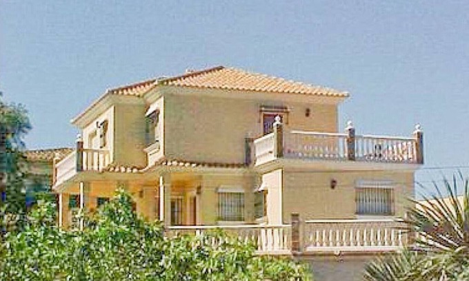Torreblanca Casa | Fuengirola1500 m de la playa, piscina privada.