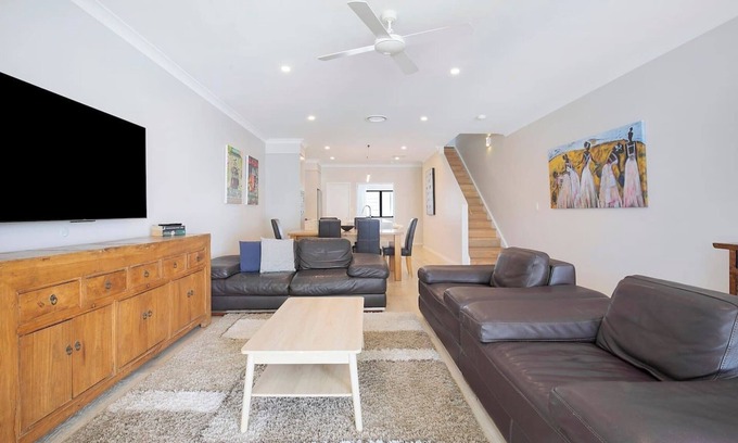 Red Hill Casa | Fulcher Lane A Zen Retreat in Modern Comfort