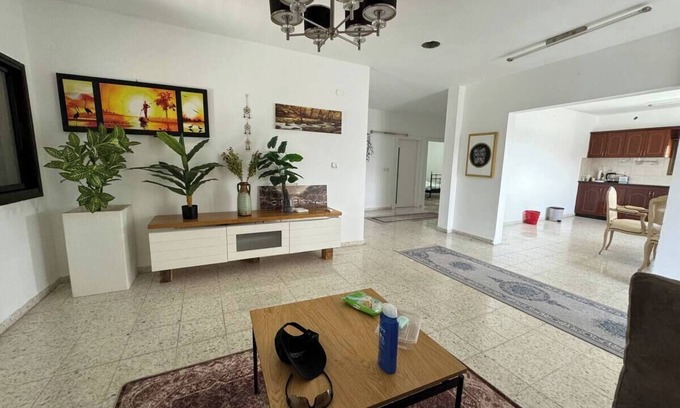 Daliyat al-Karmel Casa | Full House - saving you money