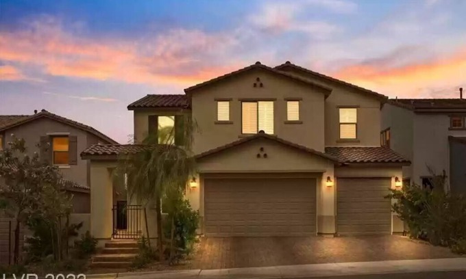 Lake Las Vegas Casa | Full luxury house with heated pool for Formula One