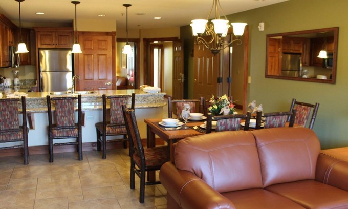 Gatlinburg Complejo | Habitación doble de servicio completo en el Westgate Smoky Mountain Resort
