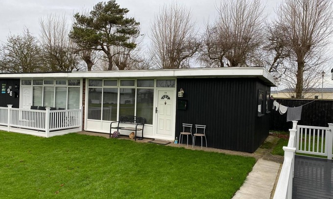 Addlethorpe Chalet De Esquí | Fully air conditioned holiday chalet close to the beach with wifi