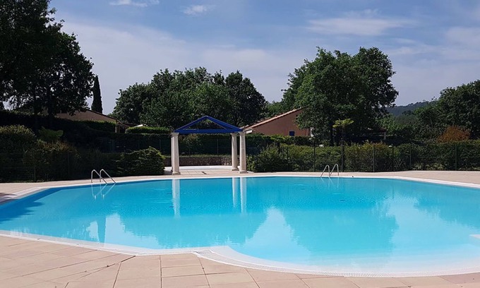 Tourrettes Casa | Fully equipped house in secure residence with swimming pool