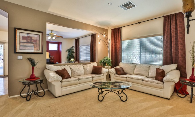 North Las Vegas Casa | ¡Totalmente equipado! Hogar para mascotas y para familias