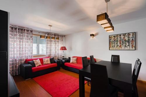 Madalena Apartamento | Fully Equipped 3 bed - Parking.