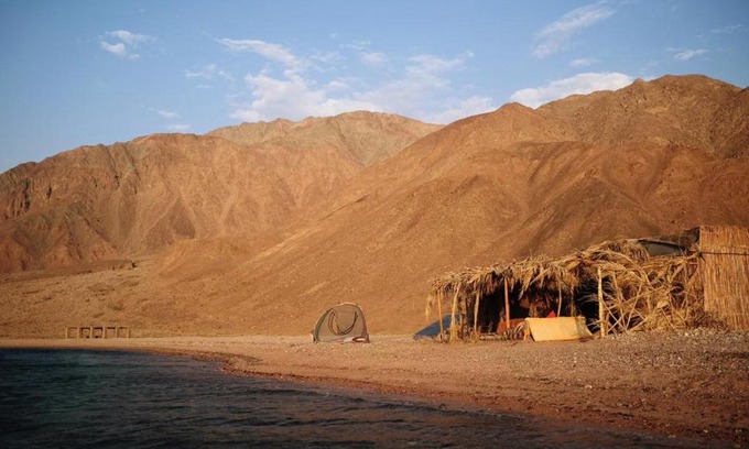 Dahab Otro | Fully equipped Remote off-grid Solar Wooden Home