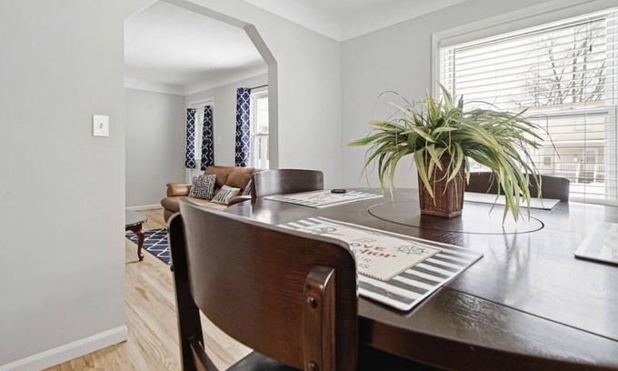 Warren Casa | Fully equipped with gym, washer/dryer