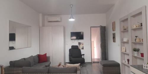 Dbayeh Apartamento | Fully furnished and equipped studio in Dbayeh with perfect location