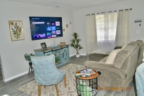 St. Cloud Casa | Fully Furnished Home in St Cloud