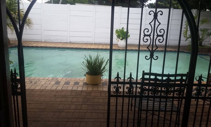 Germiston Apartamento | FULLY FURNISHED HOME FOR YOU