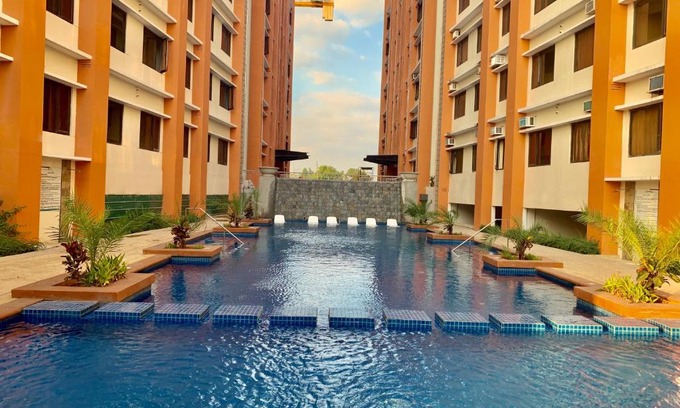 San Dionisio Apartamento | Fully-Furnished Penthouse Condo Unit