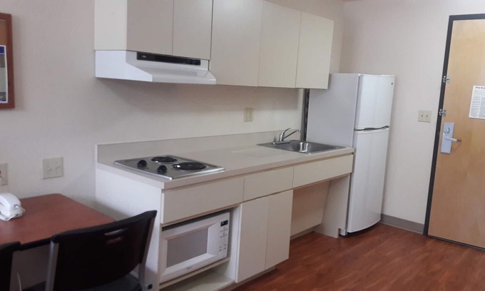 Homestead Apartamento | Estudio totalmente amueblado semanal-mensual