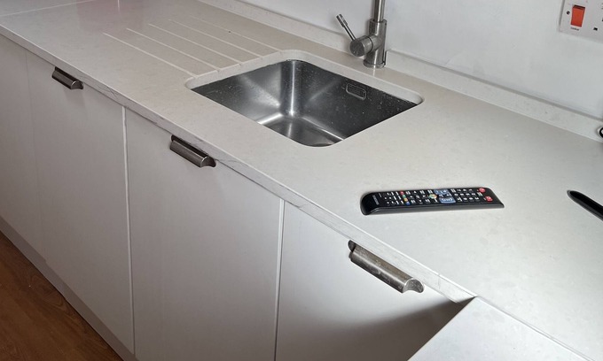 Luton Casa | Fully refurbished 1 bed garden flat
