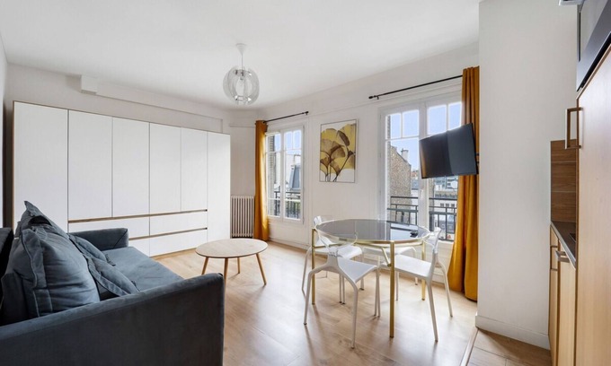 Neuilly-sur-Seine Apartamento | Charles Laffitte-Apartamento-Vista a la Ciudad-Baño con bañera