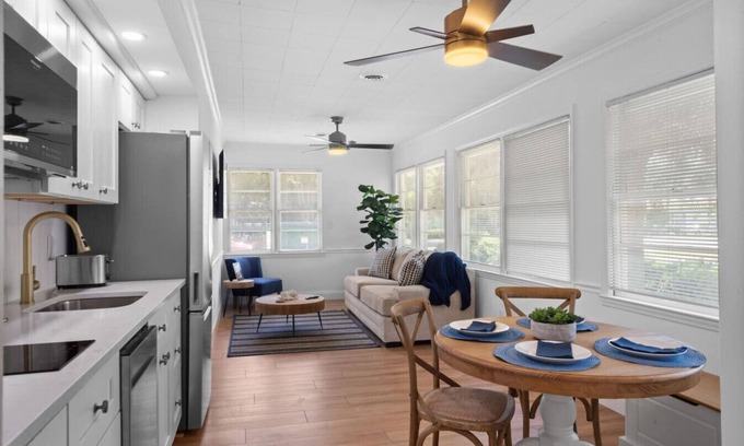 Myrtle Beach Casa | Fully Renovated Pool Home just a 4 minute walk to the beach!
