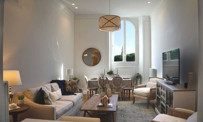 Sant' Ambrogio Apartamento | Fully renovated, stunning luxury in the magnificent Santa Croce district