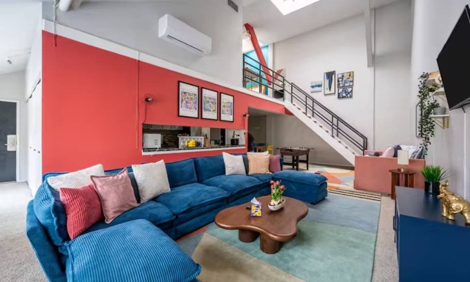 Printers Row Condominio | Fun Downtown Penthouse #3 | Vintage +balcony&gym