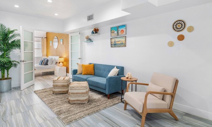 Birch Park Finger Streets Apartamento | Fun in the Sun! Steps tothe Beach, Dining, Shopping & more in Fort Lauderdale!