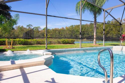 Lake Berkley Villa | Fun Packed 5 Bedroom Villa PoolSpa Game Room