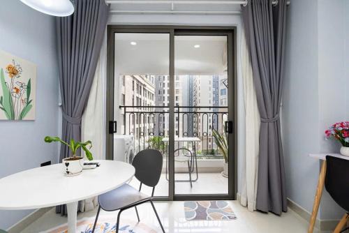 District 4 Apartamento | Functional Studio Saigon Royal Hana Apart