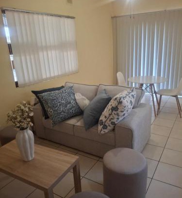 Port Shepstone Apartamento | Fundisa's Place