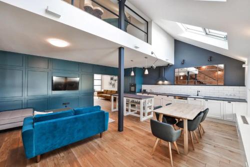 Prague 1 Apartamento | Funky lux 2 bedroom loft in the Old Town