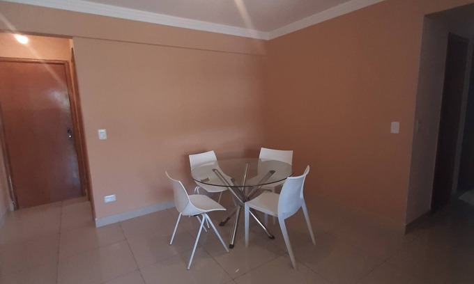 Goiania Apartamento | Apartamento amueblado de 3 dormitorios en la parte superior de Bueno con 2 garajes