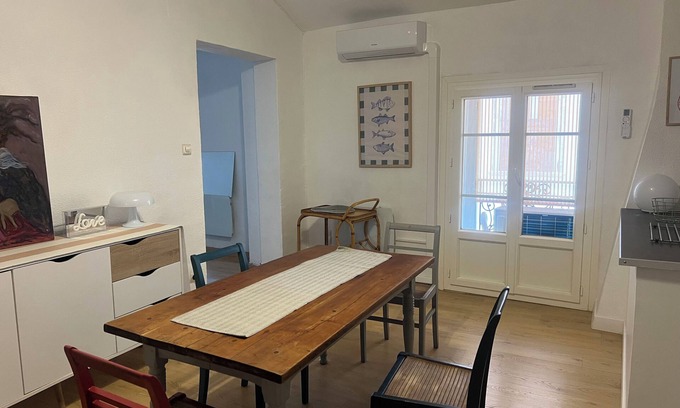 Saint-Jean Apartamento | Furnished, air-conditioned apartment in a pedestrian street in the heart of the city.