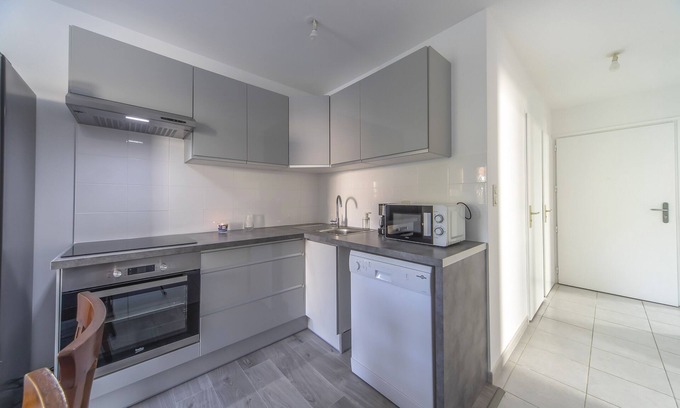 Quartier Exposition-Bajatiere Apartamento | Furnished apartment T4, Near city center, 3 beds, Wifi