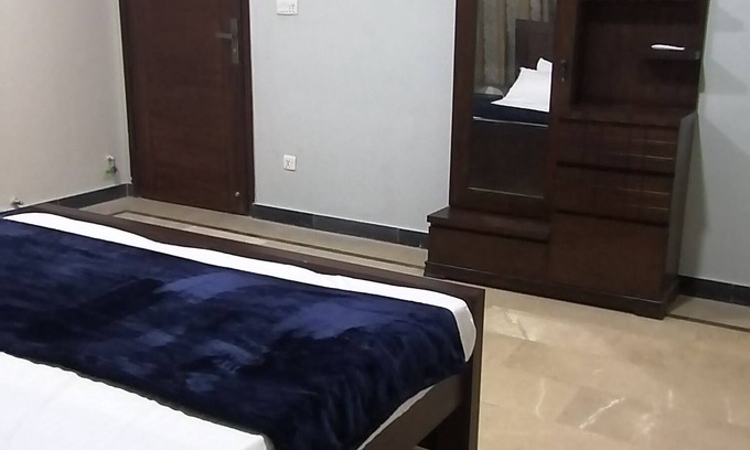 Islamabad Casa | Furnished house for family, close to Islamabad airport