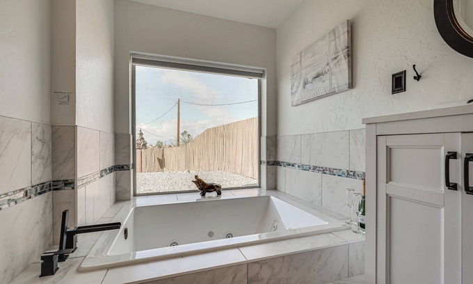 Lake Havasu City Cabaña | Furnished Patio, Grill & Views: Lake Havasu Home